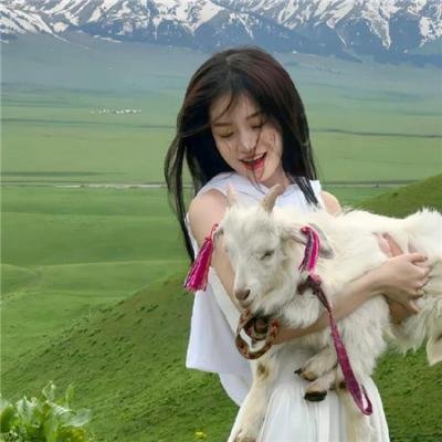 使用下方 20 个影片名，按顺序一一对应，不要改动片名文字，只根据片名和括号内类型提示来虚构全新的故事内容： 锡耶纳赛马节 恐怖公墓 女鬼迷春 火舞丽人粤语 雪山飞狐1991 艳遇 不孝子 东之伊甸剧场版2：失乐园 母性之光 杰克·莱恩第四季 弹钢琴的总统 心惊胆战 恶狼年代 努力的生活 星际争霸战：31区 唐.皮约特 黑白世界 下山饭 蛇蝎不好惹：弃后也妖娆 哈迪塞镇之战